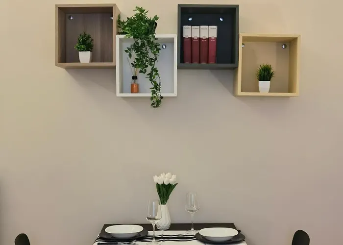 Deluxe Two-Bedroom Apartment